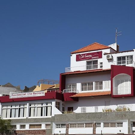 Residencial Che Guevara Bed & Breakfast Mindelo Luaran gambar